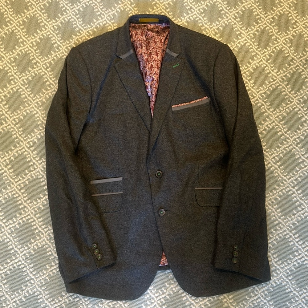 Ted Baker London Men's Charcoal Gray Sport Coat with Pink Paisley Lining
